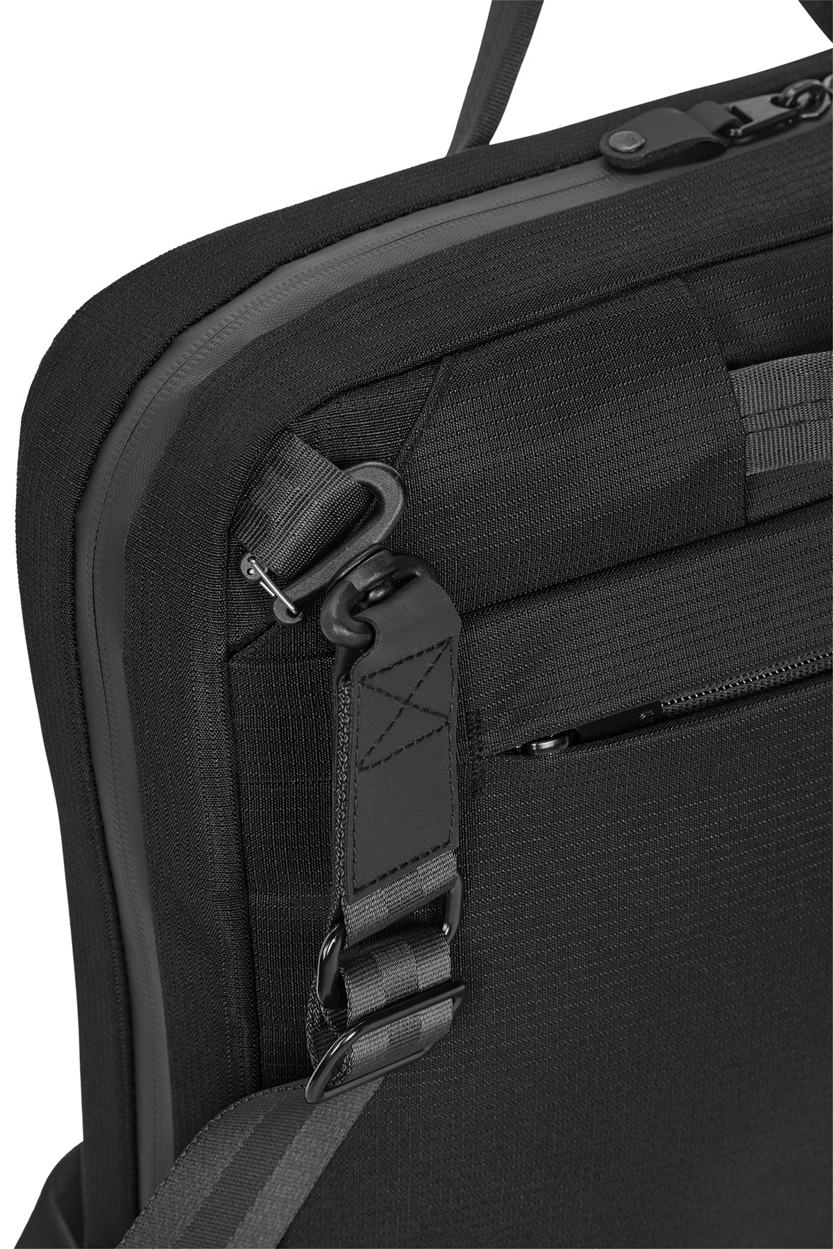 TravisMathew Lateral Brief TMB500