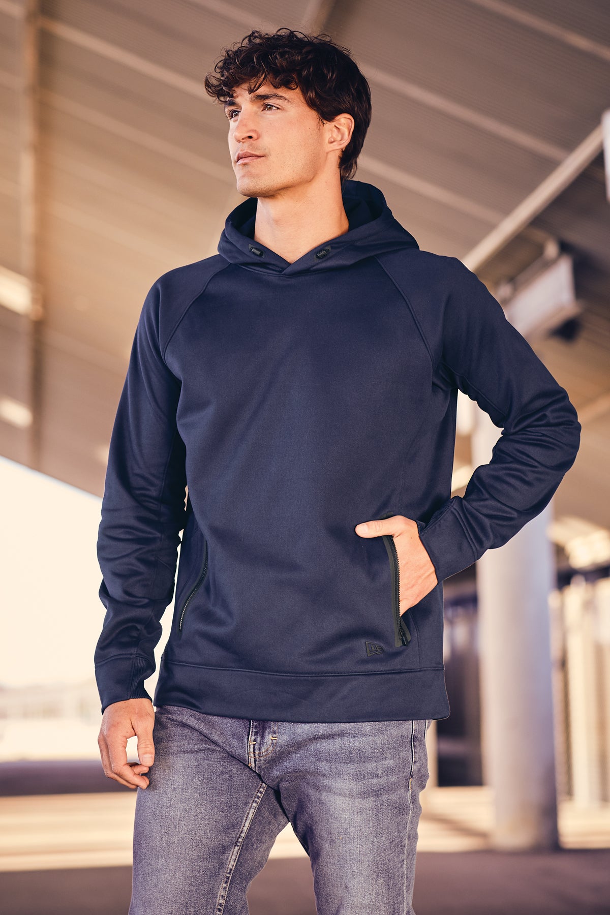 NEA520 New Era® Venue Fleece Pullover Hoodie