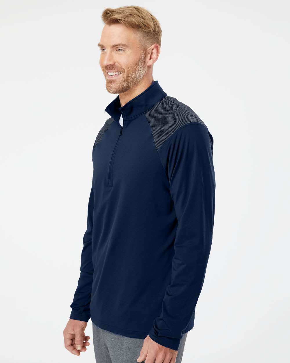 Adidas Men's Ultimate365 Lightweight Shoulder Stripe Quarter-Zip Pullover A520
