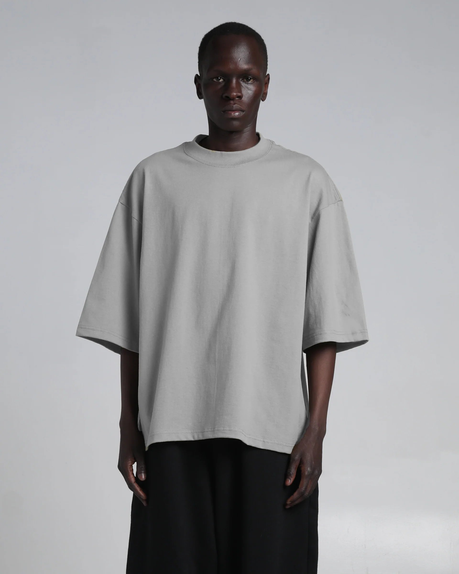 Shaka Wear Unisex Max Heavyweight Oversized T-Shirt - SHMHO